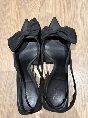 Zara Black Pointed-Toe Slingback Heels with Bow